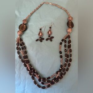 Black and silver necklace set